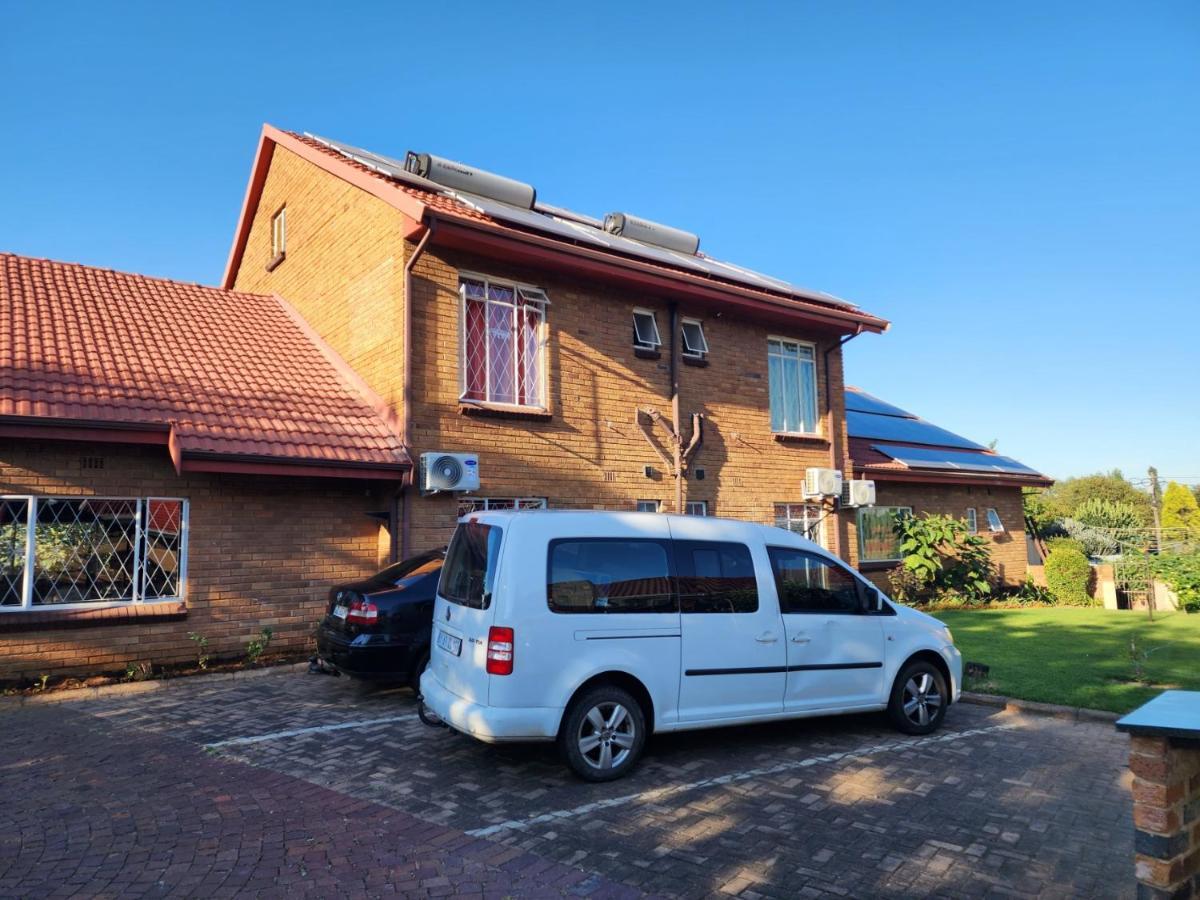 Southy Inn By The Lake Benoni Eksteriør billede