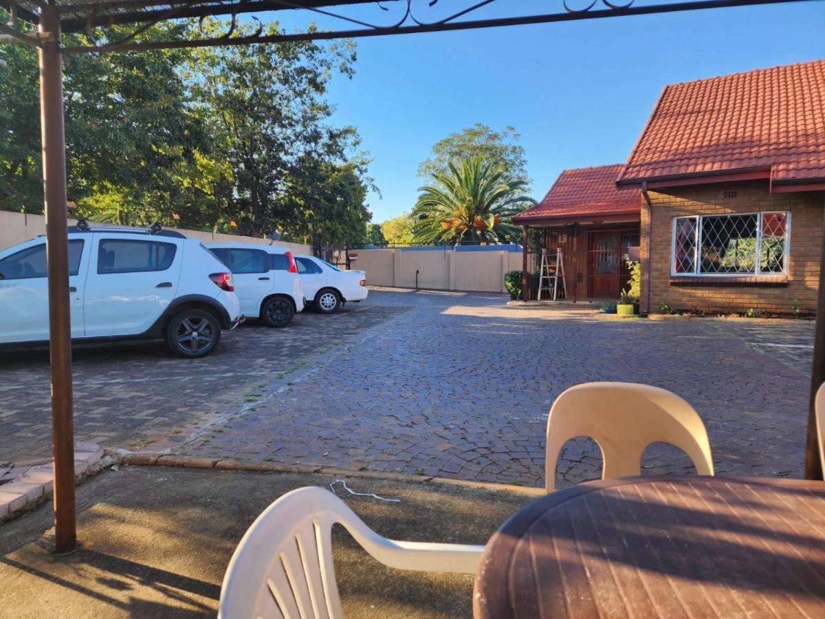 Southy Inn By The Lake Benoni Eksteriør billede